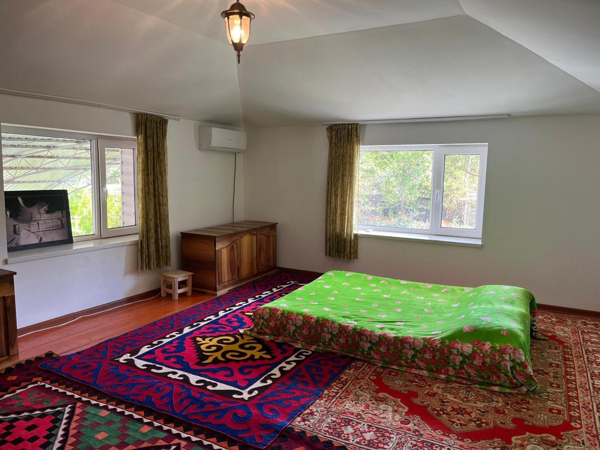 Hotel Toktogul Ghesthouse Zewnętrze zdjęcie